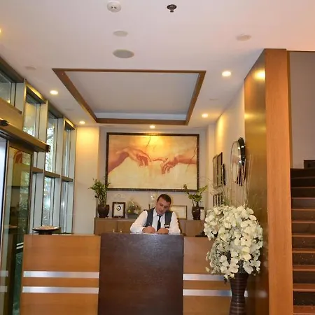 Engin Izmir